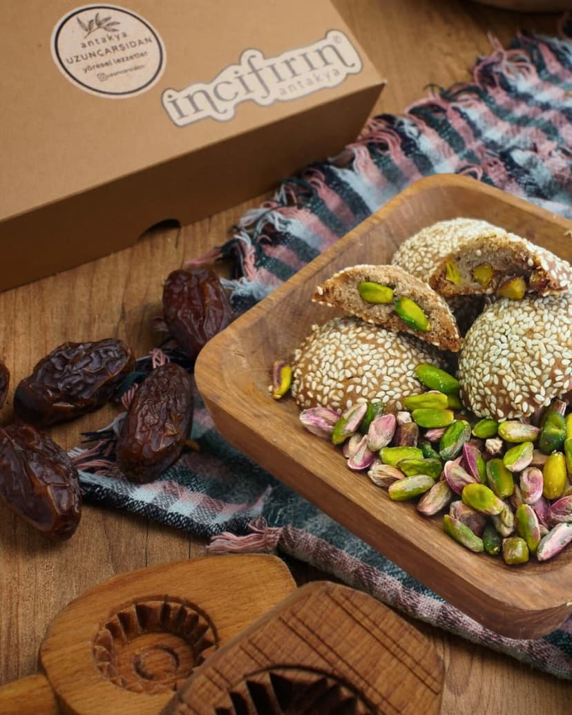Antep Fıstıklı Kömbe 500 gr. resmi