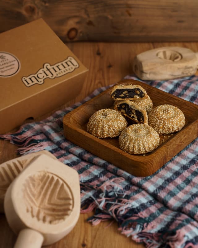 Hurma + Cevizli Kömbe 560 gr