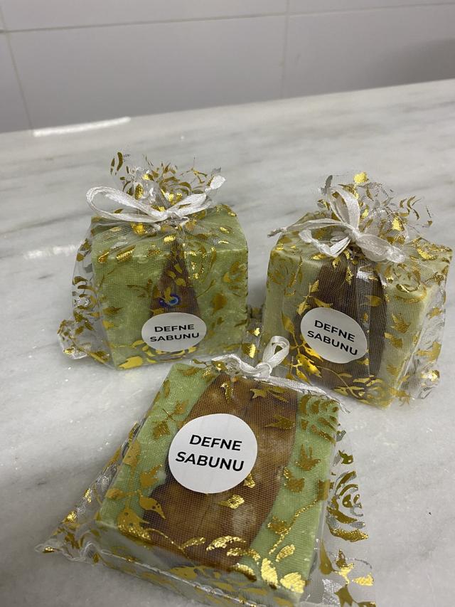 %30 GARLI DEFNE SABUNU (TANE 100 GR)